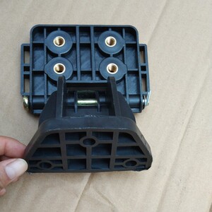 柳汽原厂配件乘龙h7h5m3面板铰链 面板合页合叶支架机盖合页铰链