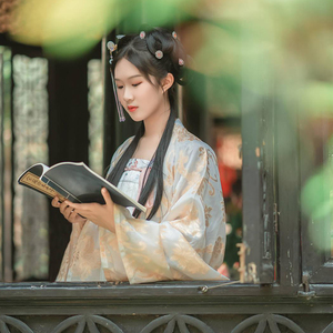 清风游梦淘宝古风汉服道具书中国风摄影道具线装书假书本仿真书国风