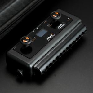 墨兹卡hm12电子数码12孔半音阶电声口琴电口琴可变调新手初学演奏