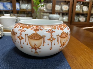 景德镇瓷器  小孤堂粉彩 矾红水洗