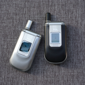 tcl700翻盖按键手机小巧老人学生戒网大音量无摄像头