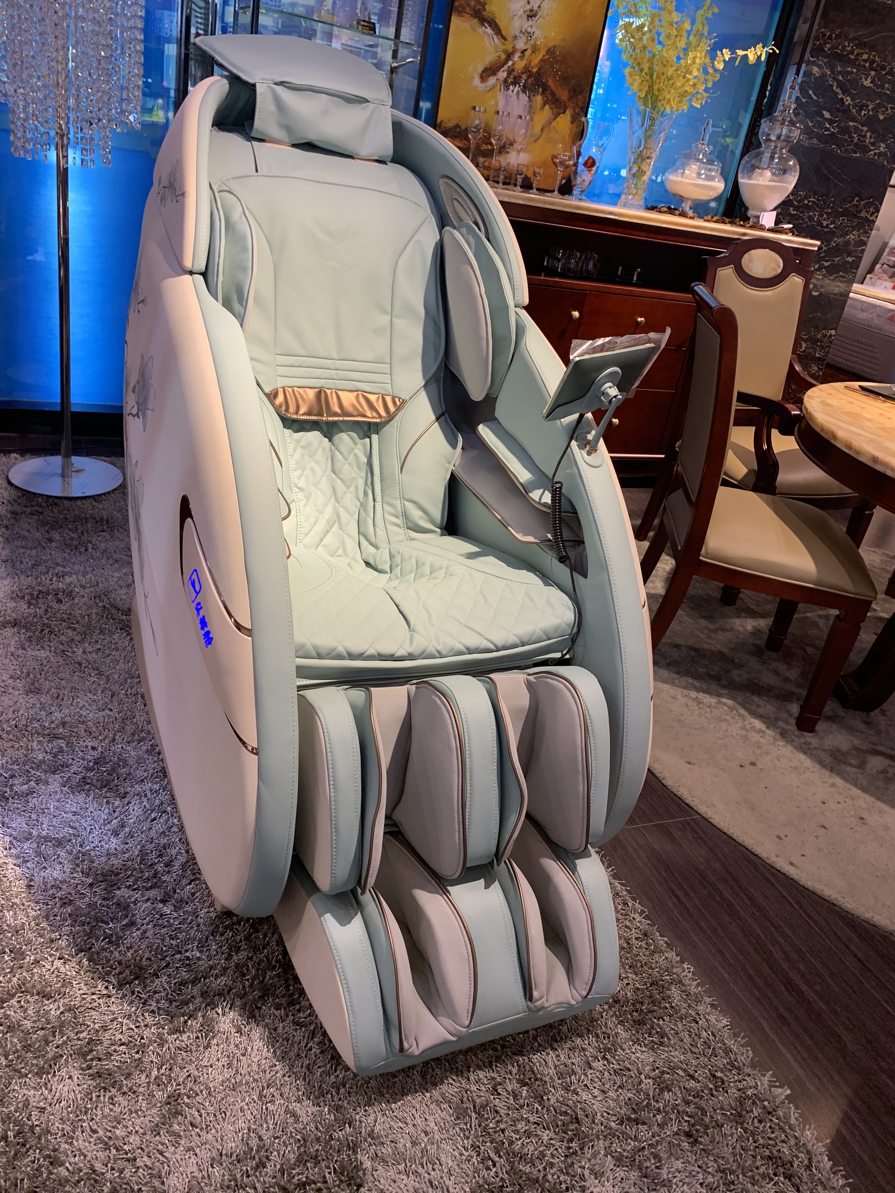芝华仕多功能太空舱按摩椅家用m330电动线下款青花瓷芝华士正品