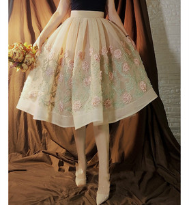 欧洲站设计新款半身裙法式高腰立体花朵显瘦蓬蓬裙绣花蕾丝裙子