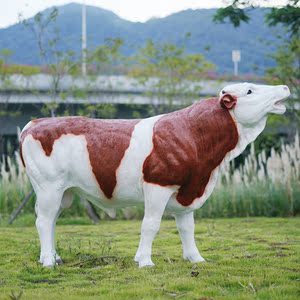 仿真大型假的黄牛雕塑室外草坪模型摆件西门塔尔牛园林景观装饰品