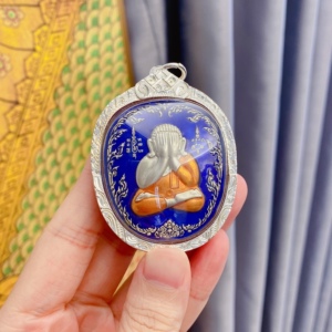 素素家 泰国佛牌 龙婆绝自身蜂王必打掩面