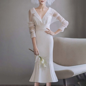 白色礼服裙气质宴会优雅