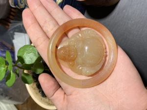 (巳结缘)红瑞宝精品珊瑚玉冰透红冰鱼子纹手镯佛牌套装