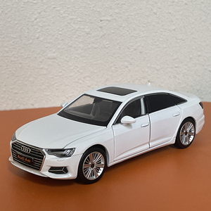00wenwenhejifeng淘宝奥迪a7模型仿真合金a8a3a4a6汽车模摆件礼物q3