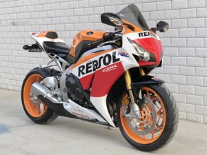 进口本田cbr1000四缸跑车鹦鹉头机车cbr600公路赛f5趴赛400摩托车