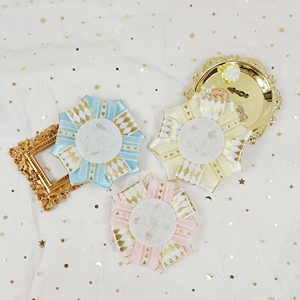 痛包吧唧托配饰谷子美化拍照装饰徽章透明痛层硬扎包板配件饰品