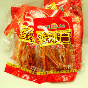 德建香辣干子大面筋辣条儿时怀旧麻辣休闲零食39克每包