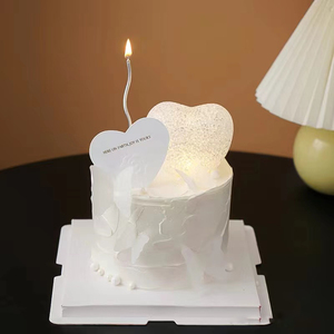520情人节唯美浪漫蛋糕装饰水晶爱心发光灯摆件浮雕爱心告白卡片