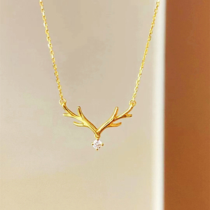 周大福 一鹿有你22k钻石项链 17916系 k金镶钻 定价七折 专柜正品