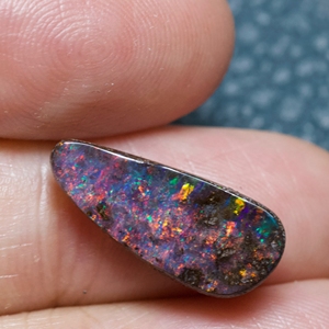 天然澳大利亚铁欧泊4.8克拉砾石澳宝石欧珀裸石高性价比彩色宝石