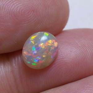 天然澳大利亚黑水晶欧泊1.05克拉opal欧珀石澳宝裸石戒面店家推荐