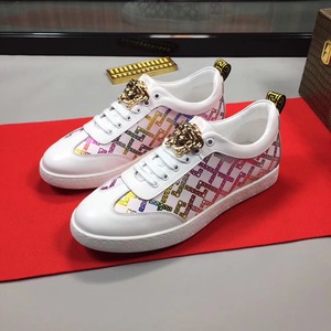 versace/范思哲男鞋春夏新款小白鞋时尚百搭美杜莎休闲板鞋男鞋