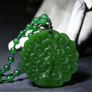 新疆和田玉碧玉孔雀挂件天然玉石孔雀开屏吊坠玉佩毛衣链项链玉坠