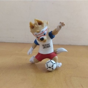 2018俄罗斯世界杯吉祥物 小狼扎比瓦卡摆件玩偶模型 正版手办