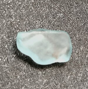 新疆金丝玉海蓝宝石光地表料籽料(新品推荐)