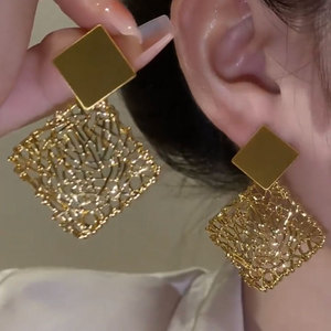 小众独特几何镂空方形金属耳环时尚气质简约冷淡风设计感高级女新
