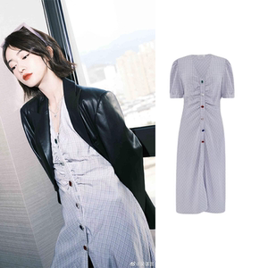 吴谨言同款衣服名媛气质甜美格子折皱裙修身长裙2022年新款夏装女