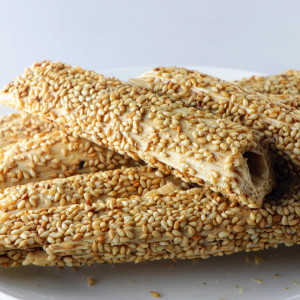 山东菏泽特产芝麻糖