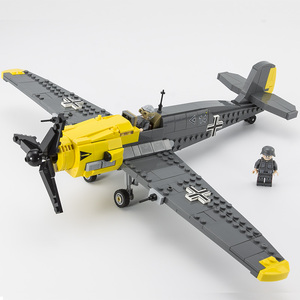 bf109单翼战斗机喷火式螺旋桨飞机兼容乐高p51野马轰炸机拼装积木