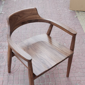 全实木扶手餐椅北美黑胡桃木简约日式原木靠背家用榫卯书房椅子