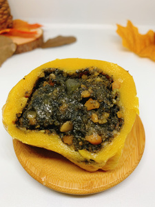 【林先生】湛江雷州特产白饼南瓜皮木瓜 椰丝 黑芝麻花生10个起拍