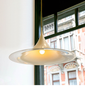 丹麦单头吊灯gubisemi现代简约餐桌餐厅灯艺术个性喇叭灯设计师灯