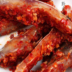 贵州特产腌鱼 侗家人的腌鱼 农家自制木桶腌鱼 稻花鱼古法腌制