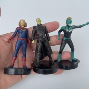 正版散货 漫威超级英雄 惊奇女侠惊奇队长 公仔摆件玩具模型礼物