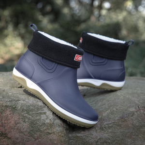 雨鞋男潮青年防滑耐磨短筒水鞋外穿工作防水保暖加棉可拆厚底纯色