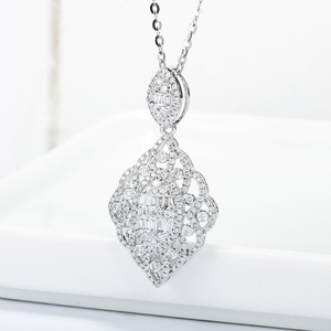 廖师傅珠宝 18k金菱形钻石项链女几何满钻蕾丝吊坠锁骨链颈饰定制