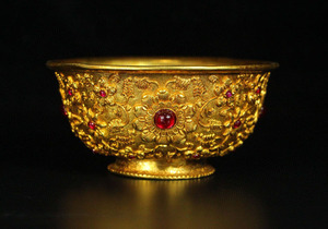 明代鎏金镶宝石花卉纹碗手工打造古董收藏摆件老物件捡漏真品旧货