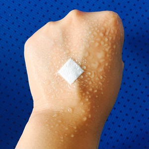 pu圆形创可贴婴儿宝宝防水针孔贴痣贴痘痘贴50片包邮