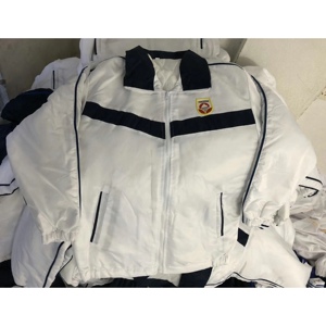 汕尾校服 凤山中学 田家炳香洲中学 冬季校服外套风衣