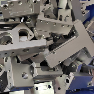 cnc零件加工铝板不锈钢铁板机械精密机械五金铜板铝合金铁件定制