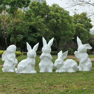 户外园林景观小品公园景区草坪装饰大摆件几何兔子玻璃钢动物雕塑