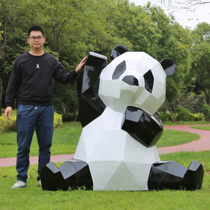 玻璃钢彩绘熊猫雕塑户外园林景观售楼处摆件块面几何动物草坪装饰