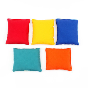 纯色儿童丢沙包幼儿园手工长方形投掷游戏小学生玩具100克5个包邮