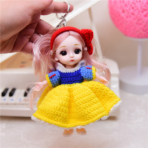 手工针织裙子芭比娃娃钥匙扣女孩公主小挂件包包饰品背包挂饰摆件