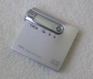 000人付款淘宝索尼mz-n10 索尼十周年纪念版录放md机md随身听兴