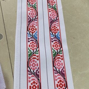 十字绣背带花 新款背带系 背带手 不是成品 需要你自己绣的