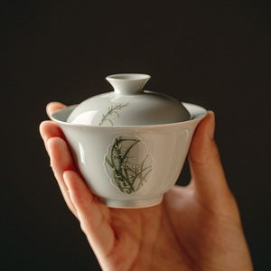 禾山居小号仿古中式盖碗撇口不烫手束刻开窗兰花薄胎瓷泡茶碗茶杯