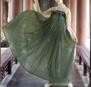 便宜套装中学生仙气婉约时尚红好看青少年唐装长款古装儿童女汉服0人