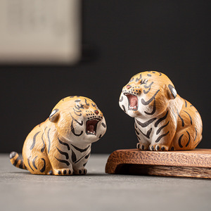 茶宠摆件陶瓷生肖小老虎猫咪陶瓷开片茶台桌精品可养苏晓宝201169