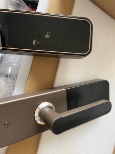 无敌虎指纹锁一握开 8841防盗门智能锁 超c级锁芯 半导体电子锁