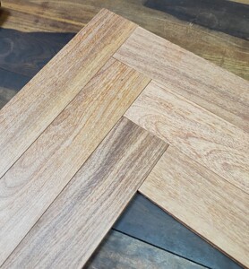 纯实木龙凤檀二翅豆老料翻新二手地板环保无漆原木素板人字拼卧室