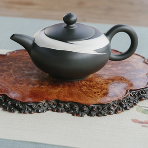 云知道 台湾李志辉老师 全手工薄胎双色绞泥墨泥云彩壶 戊戌年制